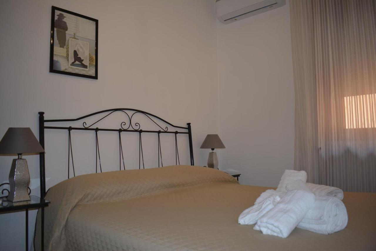 Casa Vacanza Pietro E Nina Lecce Exteriér fotografie